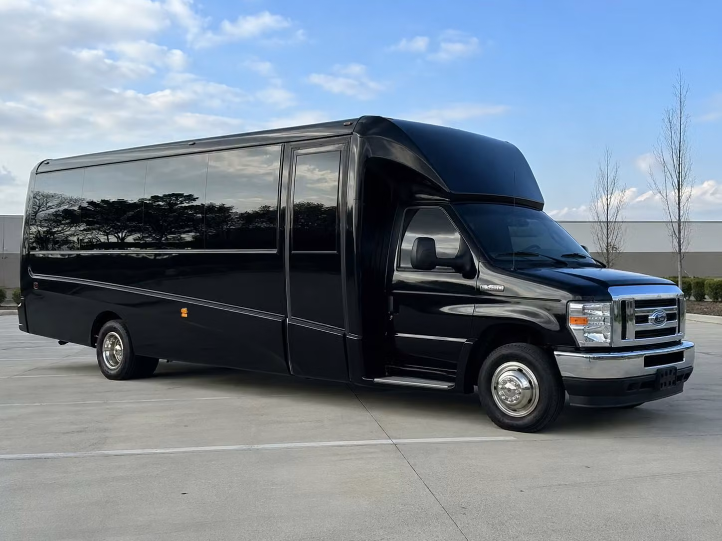 15 passenger minibus