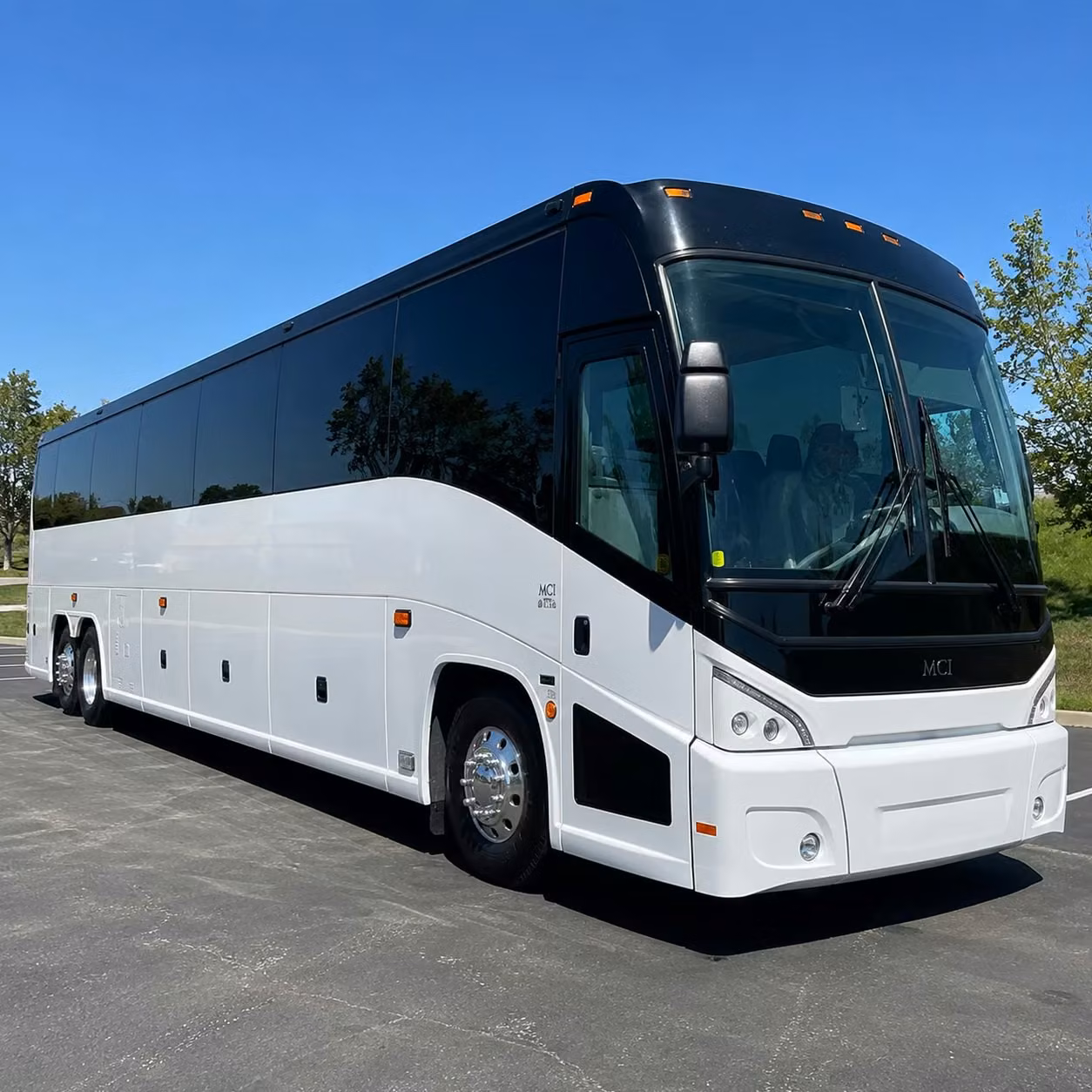 nampa groups fly smarter with private airport shuttle bus rentals